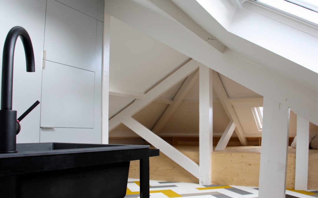 Werkruimte en logeerkamer in grachtenpand