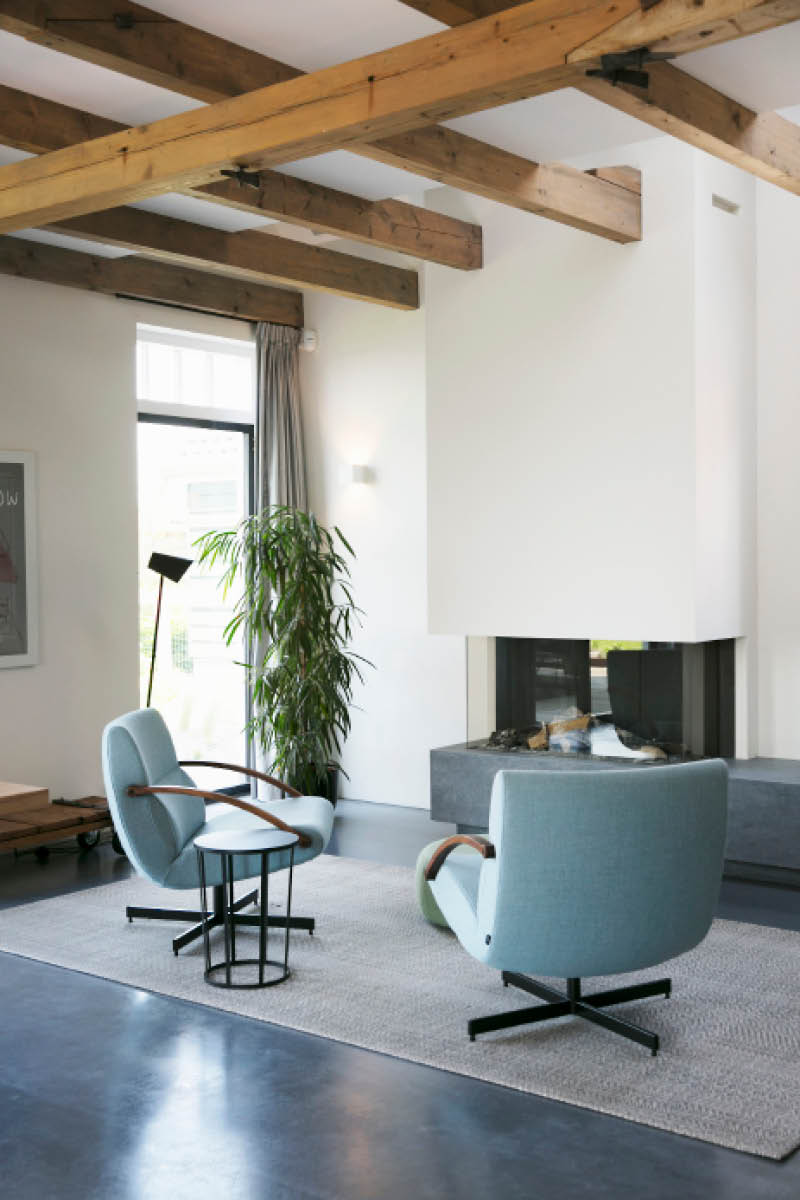 Woonboerderij-zitje-bij-haard| Architect Ontwerp haard in boerderij